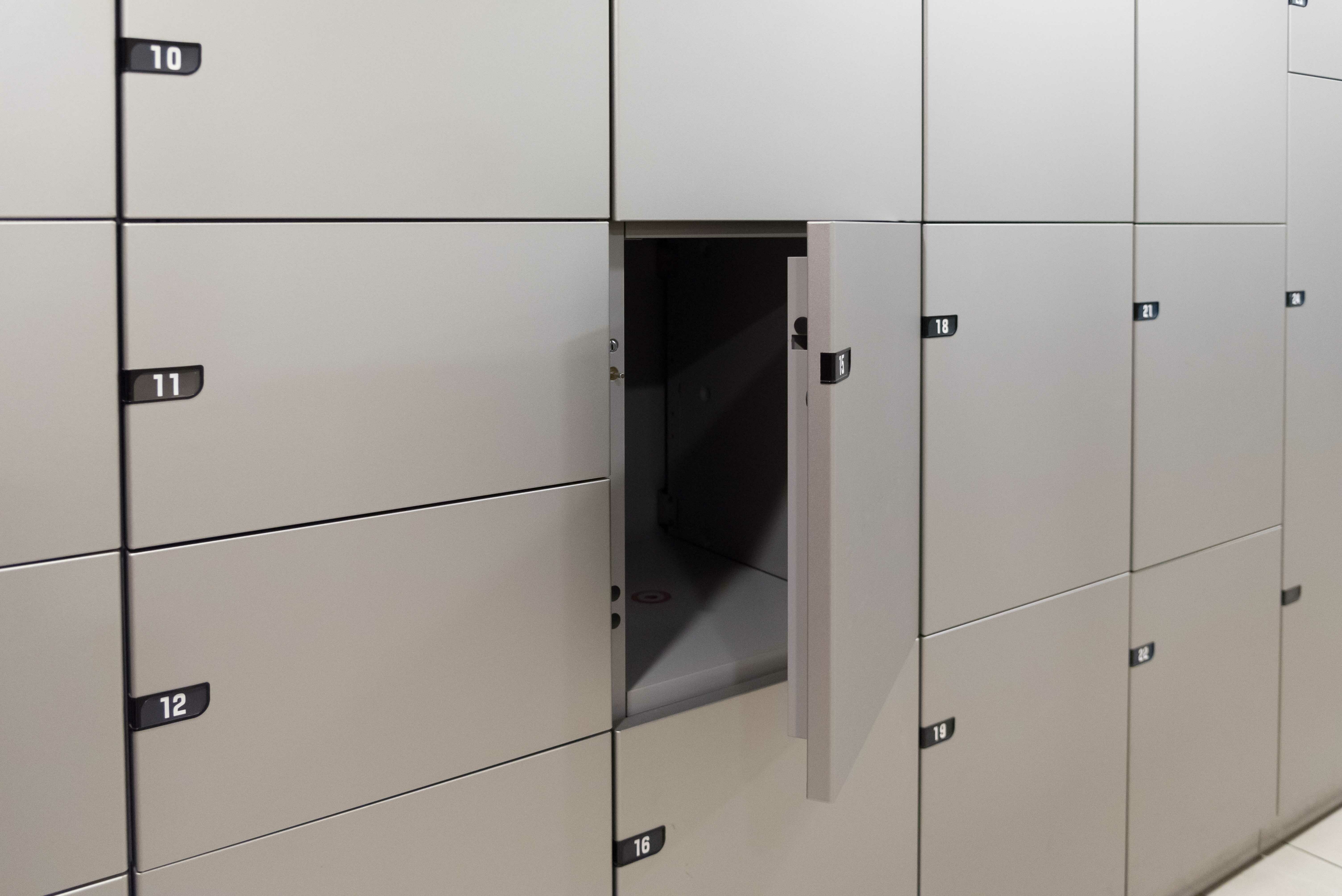 Locker 1deuropen kleinelockers maatwerk